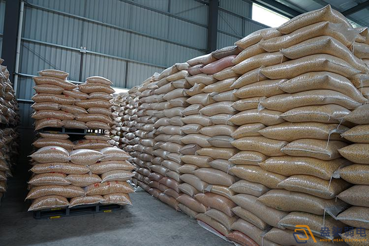 如何选择粮食存放仓库使用的监控摄像头？