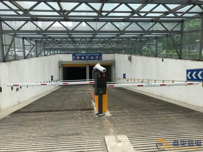 成都地下车库道闸弱电配套施工