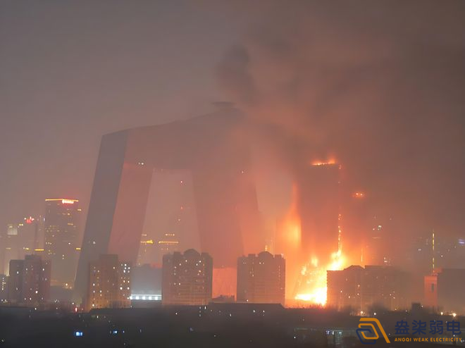 烟感报警器对于高层建筑火灾预警的重要性