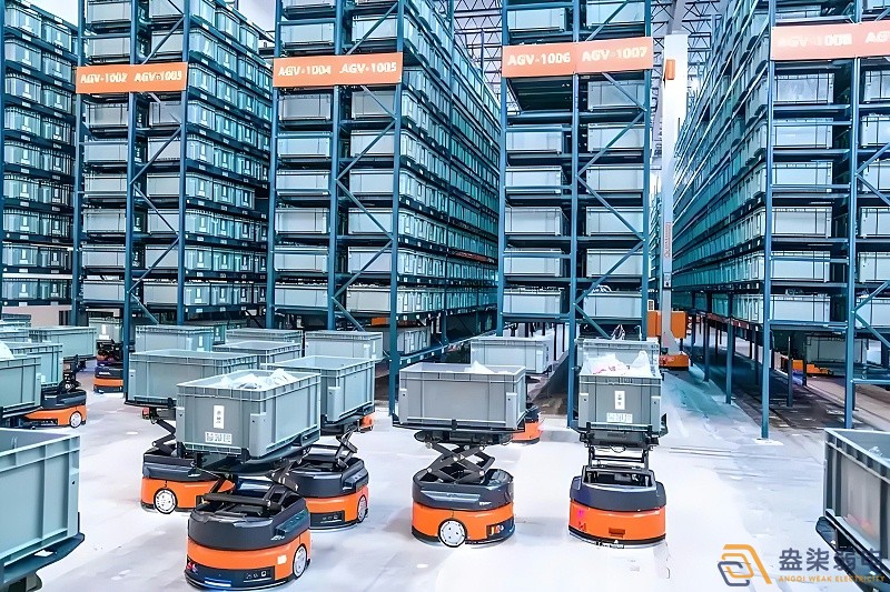 仓库物流机器人可以节约多少成本？