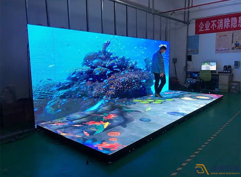 LED地砖屏——铺在地上的“瓷砖” LED地砖屏——铺在地上的“瓷砖”