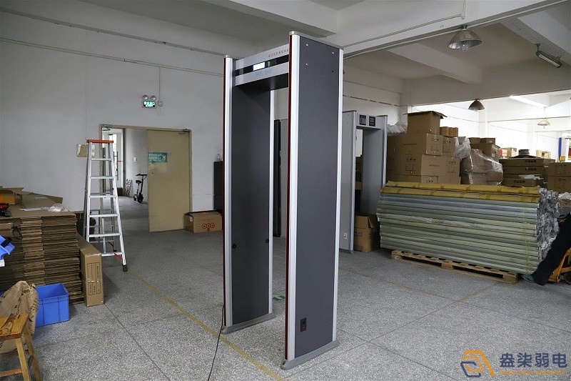 成都眉山弱电—电子厂安装金属检测安检门 成都眉山弱电—电子厂安装金属检测安检门