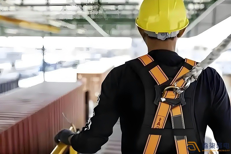 AI智能识别在工厂着装检测的应用 AI智能识别在工厂着装检测的应用