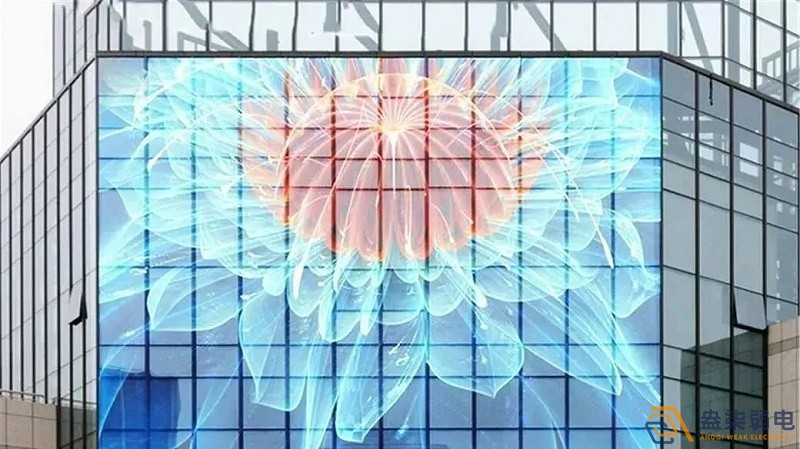 成都弱电工程—透明屏显示系统在商业场景的应用 成都弱电工程—透明屏显示系统在商业场景的应用