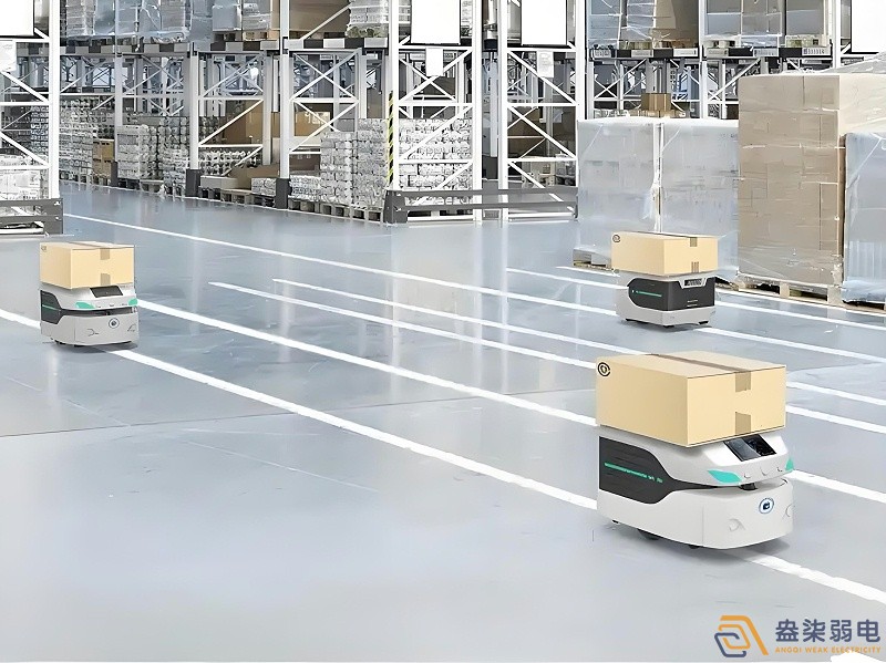 料箱机器人AGV，实现智能仓储
