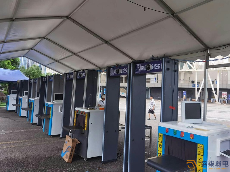 成都007科技告诉你工厂为什么要安装安检门？