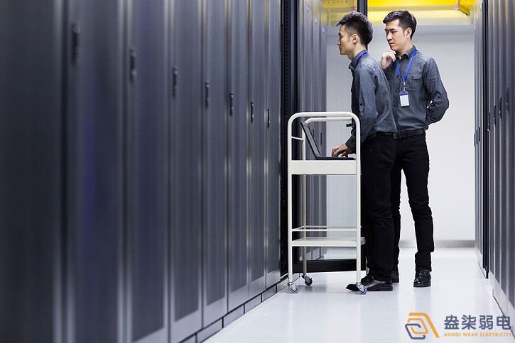 机房维护有多重要？看完就懂