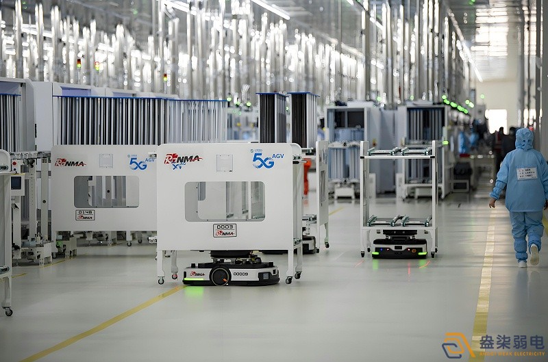 AGV如何改变精密加工车间？